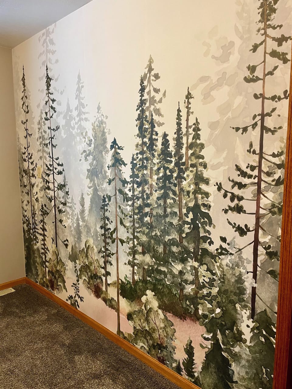 Bunkbed bedroom feels like you're immersed in a special forest.