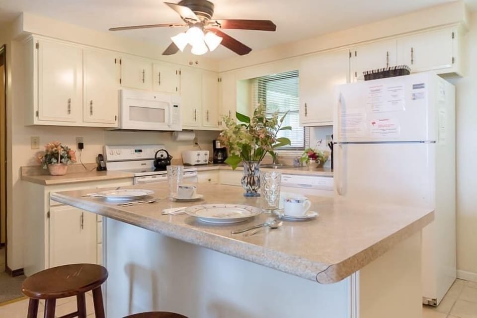 A closer view of the kitchen's central island in the Upper Scott Lake Retreat, which is a perfect spot for quick breakfasts, cookie-baking projects, or even your Thanksgiving buffet spread.