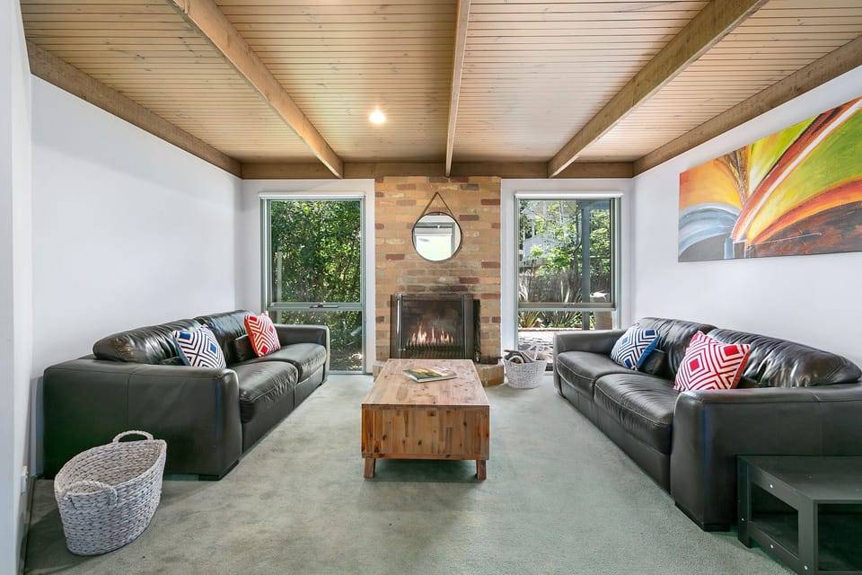 Lounge room