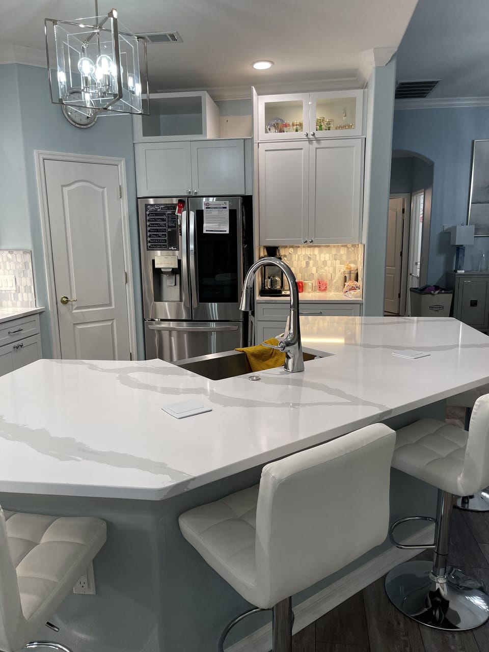 Kitchen island