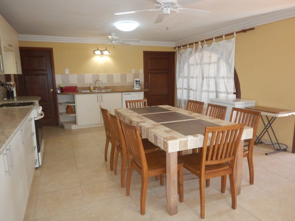 kitchen villa