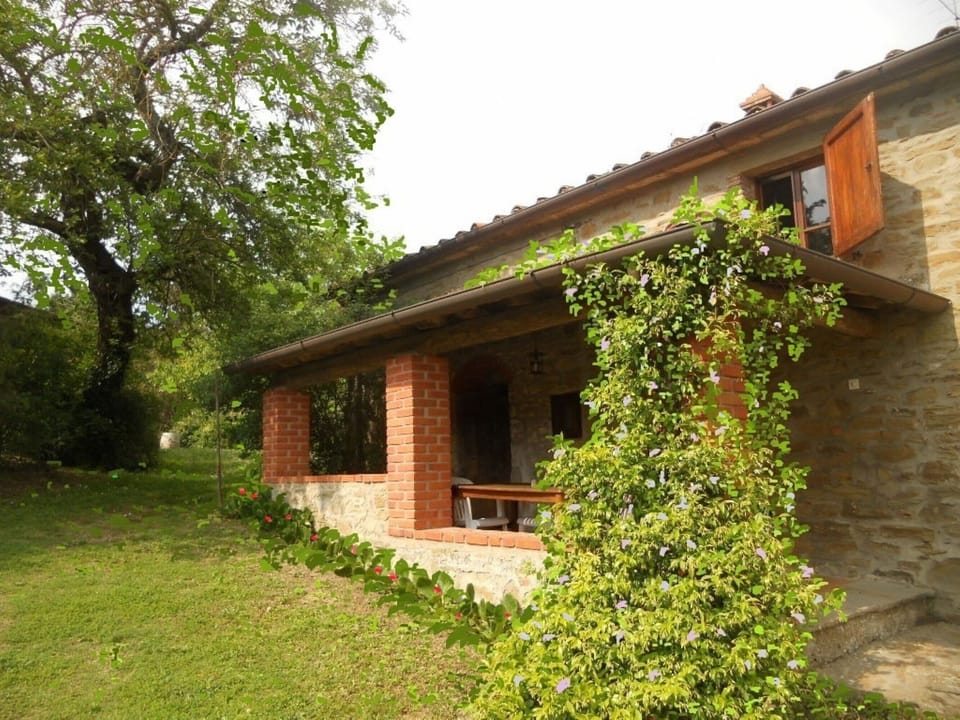 Our loggia beside the cottage next to the kitchen. Ideal for lunch-dinner time