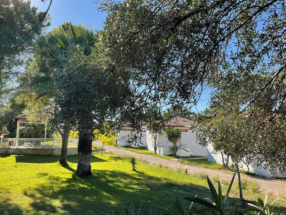 Kefalonia bungalows: 2 bedroom bungalow Kefalonia