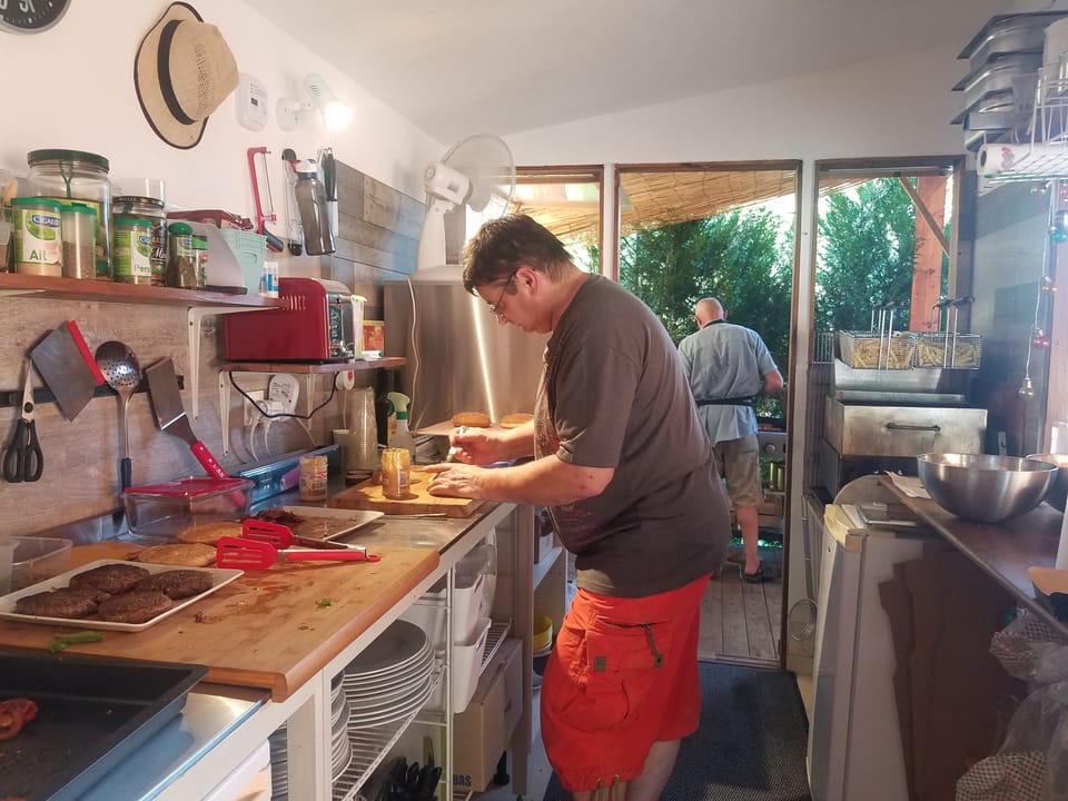 Private kitchen