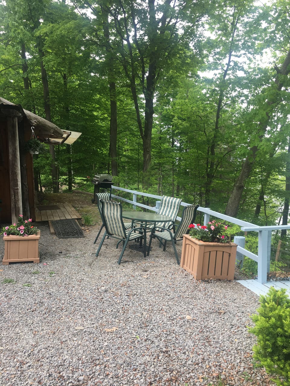 Second dining area and propane BBQ