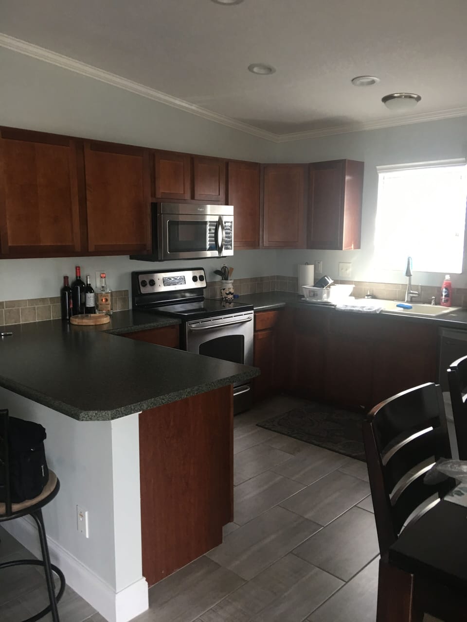 Spacious fully equipped kitchen 