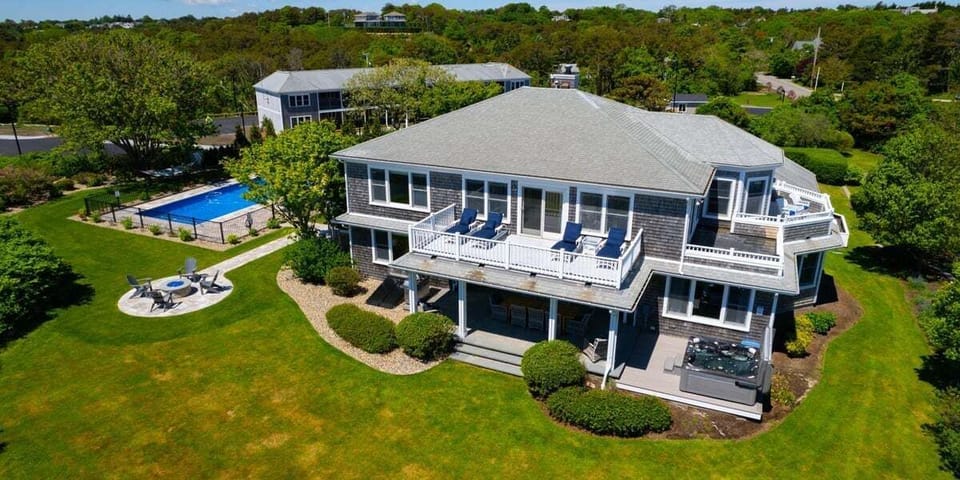Aerial view of this fabulous property
