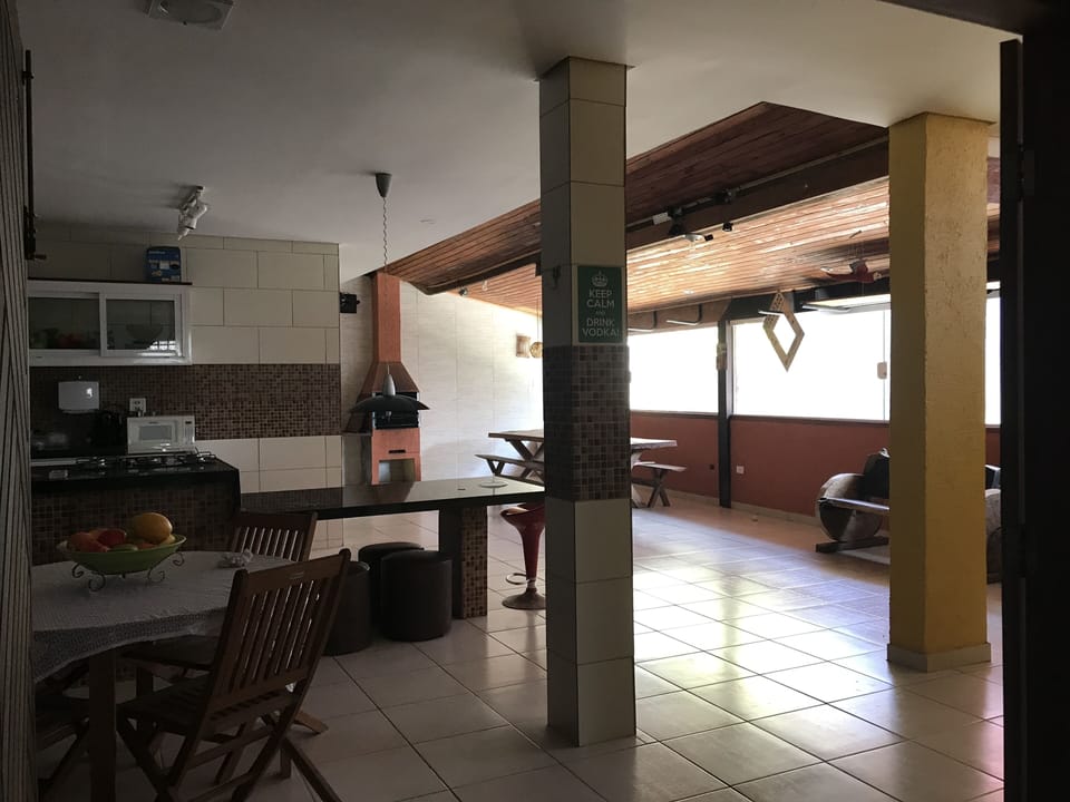 Cozinha gourmet e churrasqueira