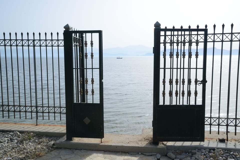 Gate leading to the Sea. 
