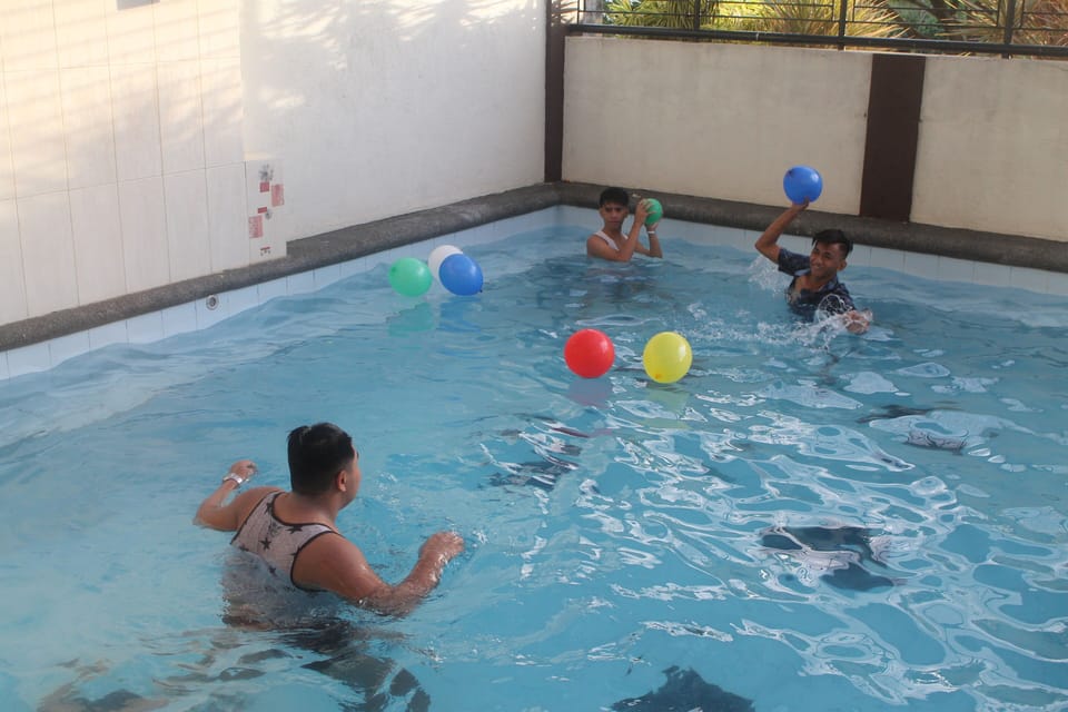 Take part in special enjoyable activities at the pool.