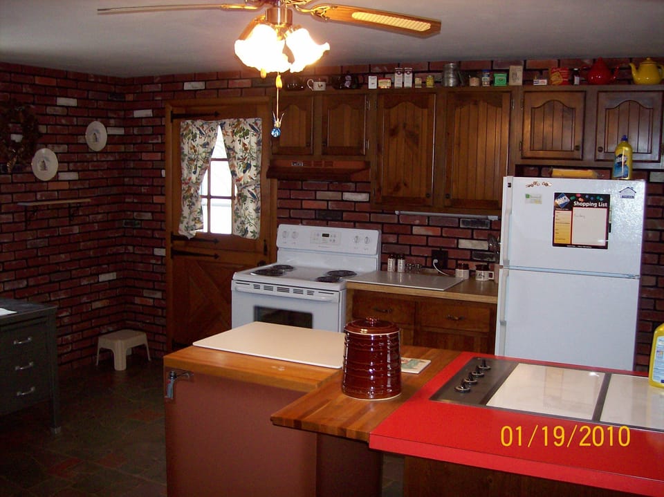 kitchen stove and refrigerator