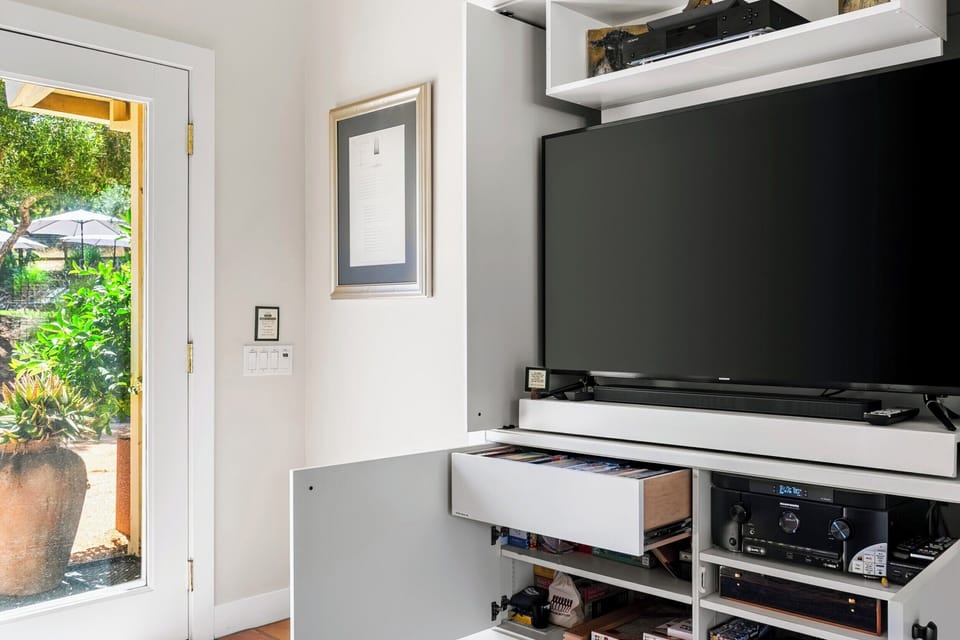 Living room tv and entertainment center