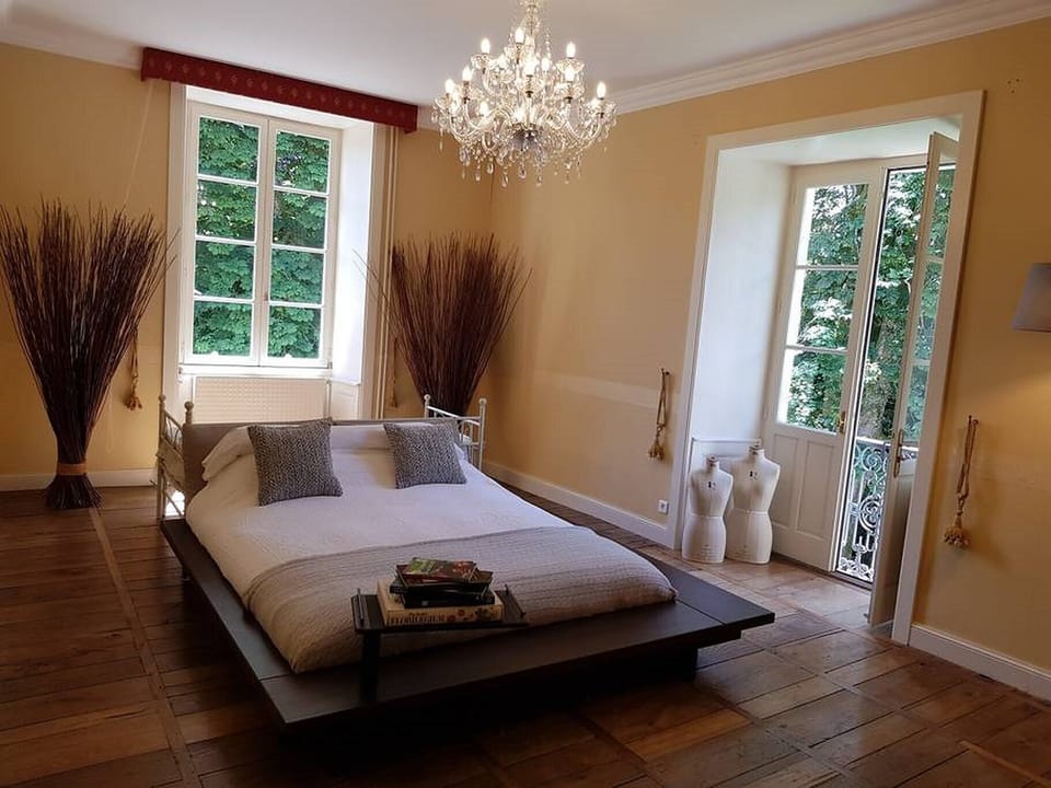 Yellow Bedroom - South Wing