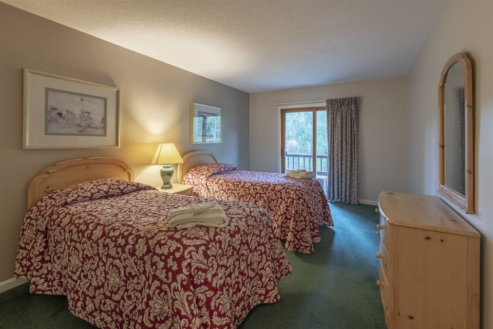 Twin Bedroom at Vacation Rental Condo