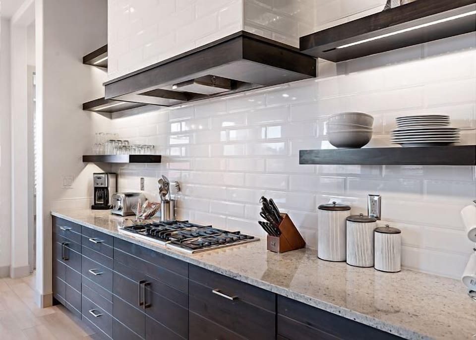Large gas range