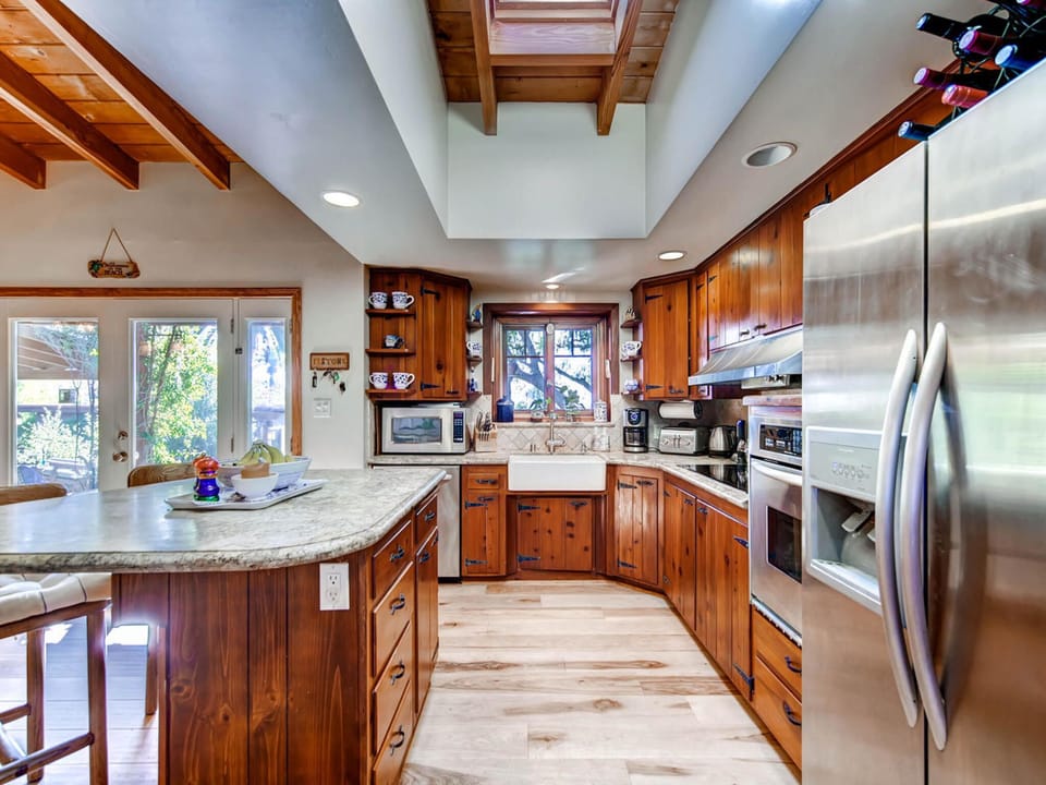 All Kitchen Aid Stainless Steel Appliances.