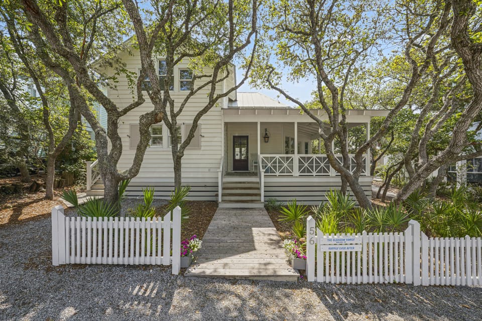 WELCOME TO HAPPILY EVER AFTER IN SEASIDE, FL.