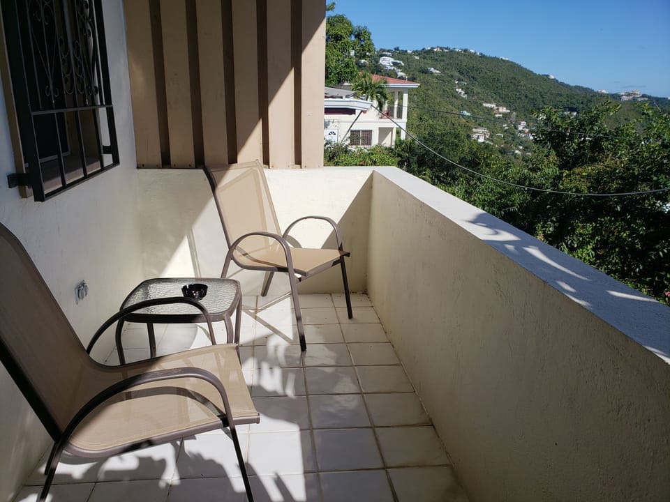 Porch adjoining Bedroom
