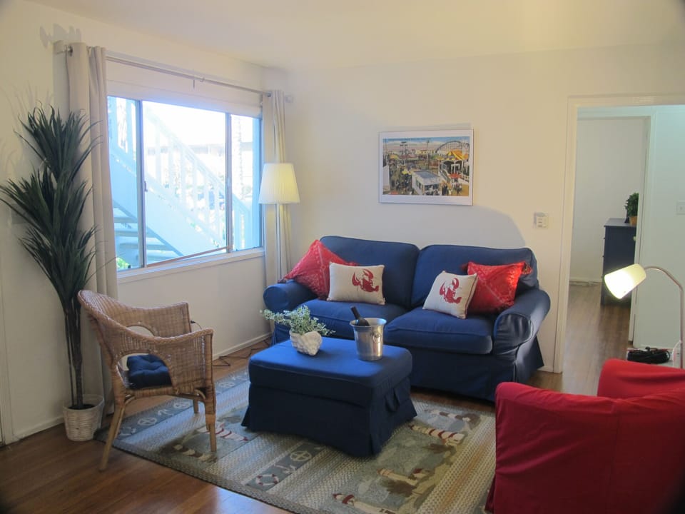 Spacious and bright living room