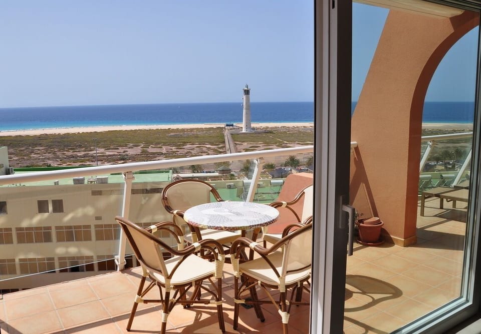 Terrace & views