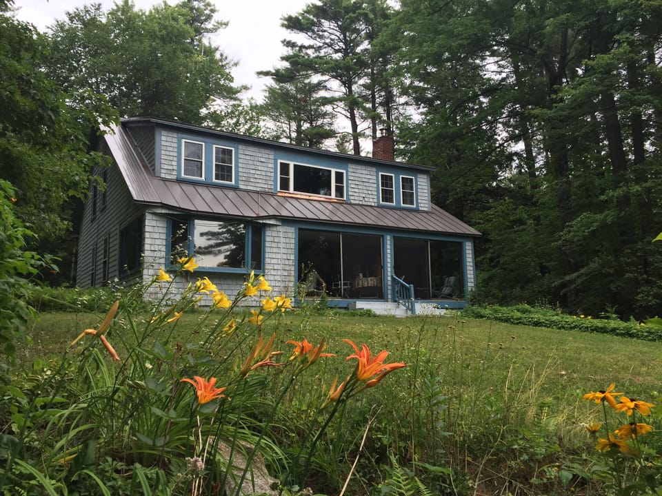 Nubanusit Lake House
