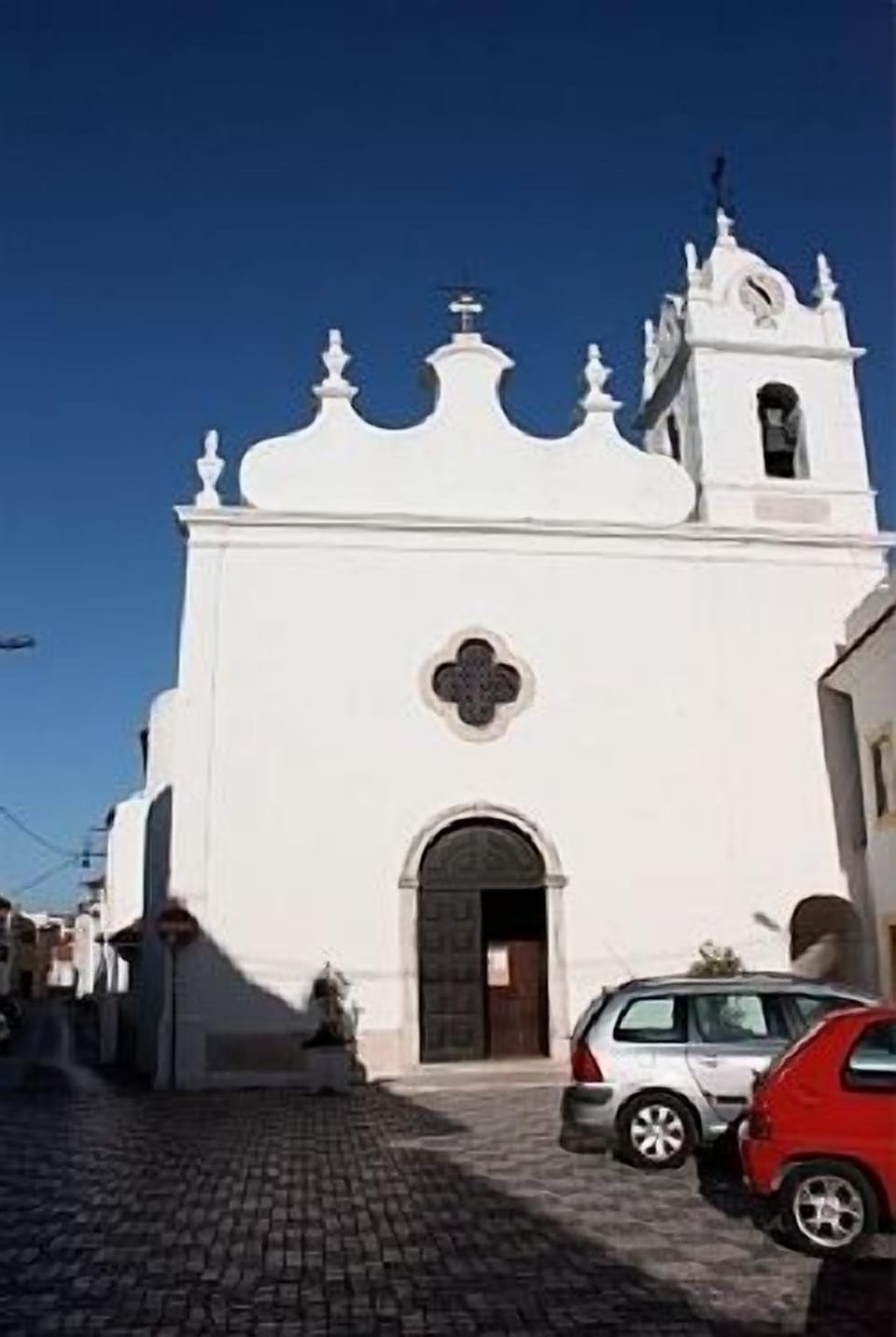Local Church - Sao Martinho Do Porto Old Town