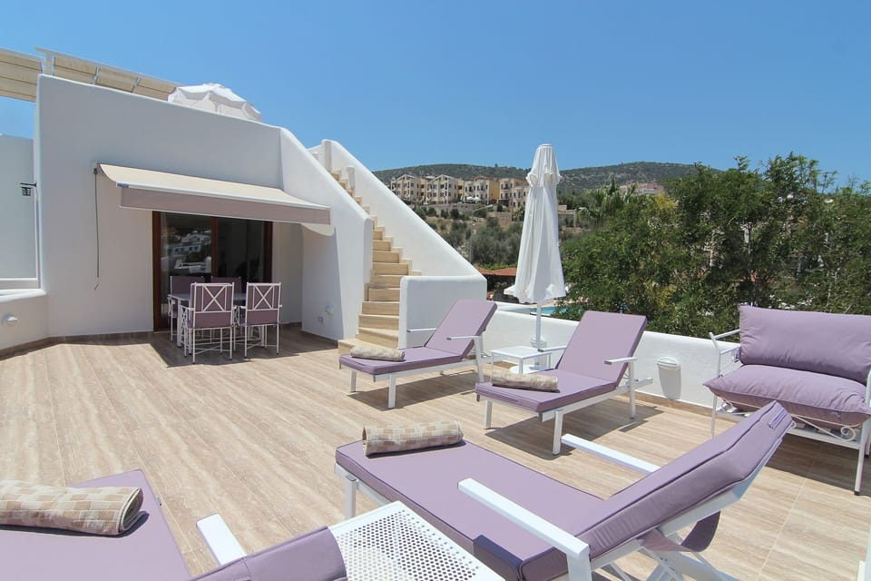 Private Lower Terrace From The Lounge. Stairs To Private Top Terrace.