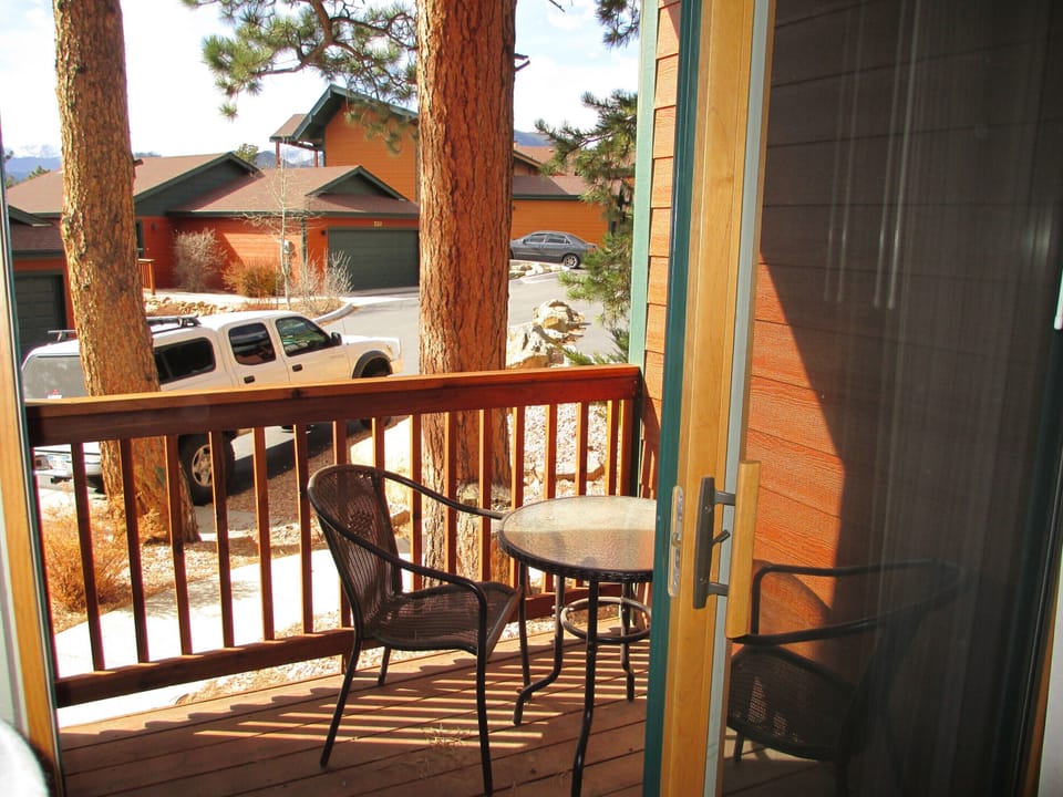 Deck #1 with table for 2 off master.