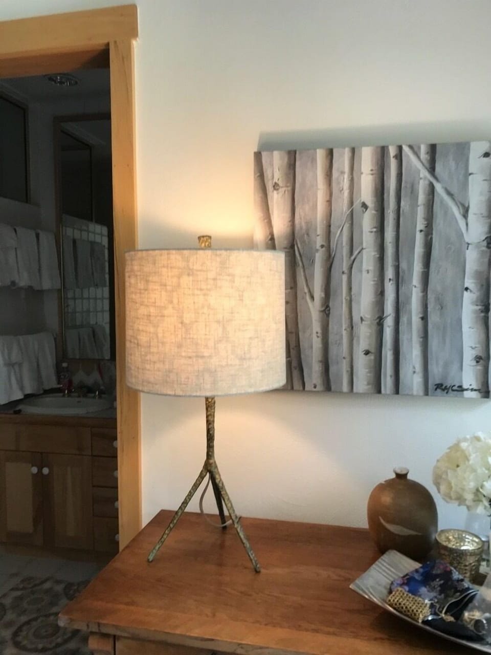 Master Bedroom Suite, King bed, mountain and river views