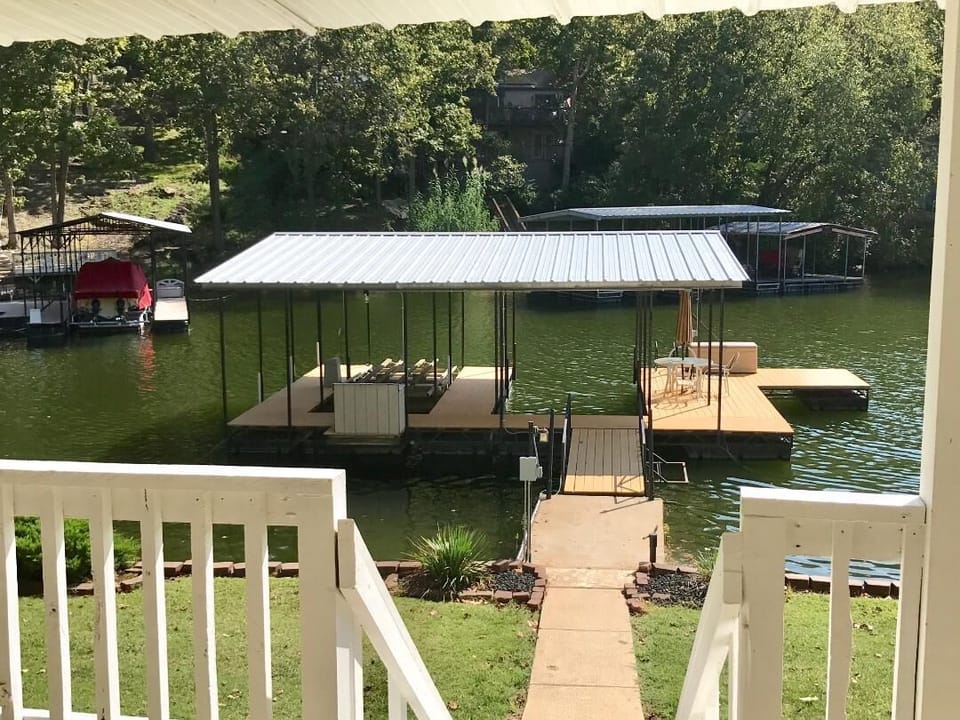 Lake level private dock