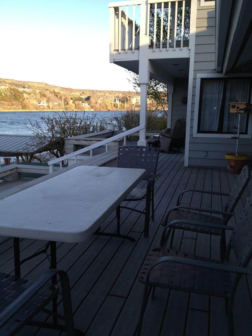 Main level patio off of kitchen / dining room