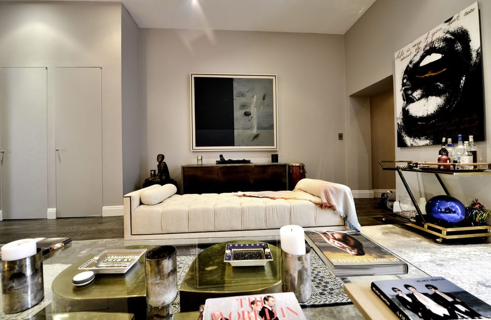 South facing living room overlooking the private garden