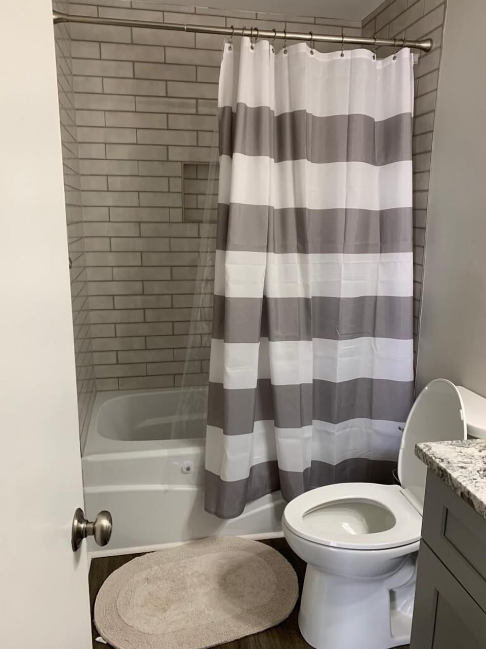 Hallway Full Bath