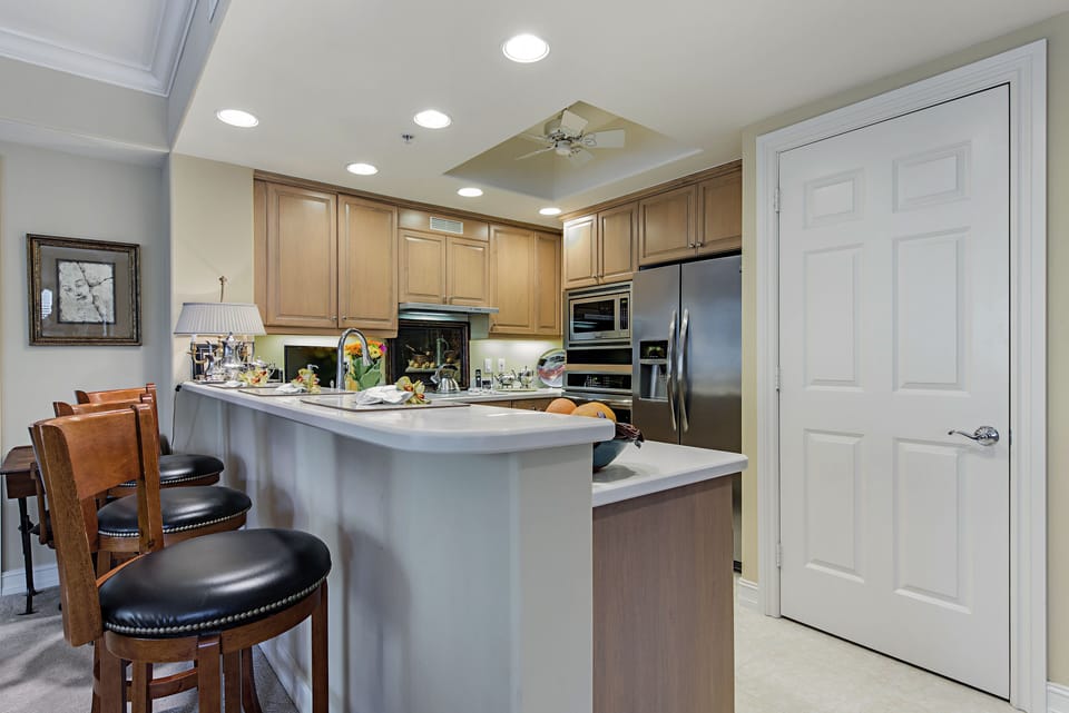 Kitchen with new appliances, washer/Dryer in closet