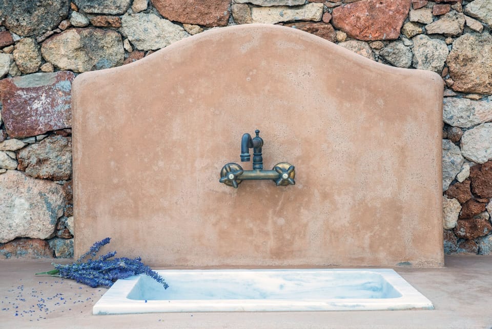 traditional decorative elements have been used all over