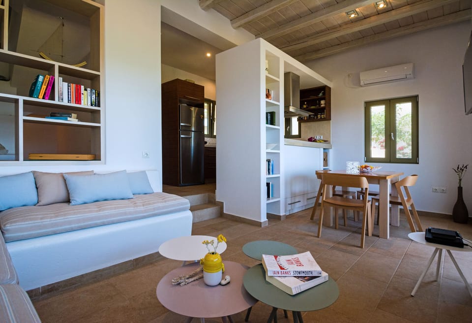 Villa living room and indoor dining space