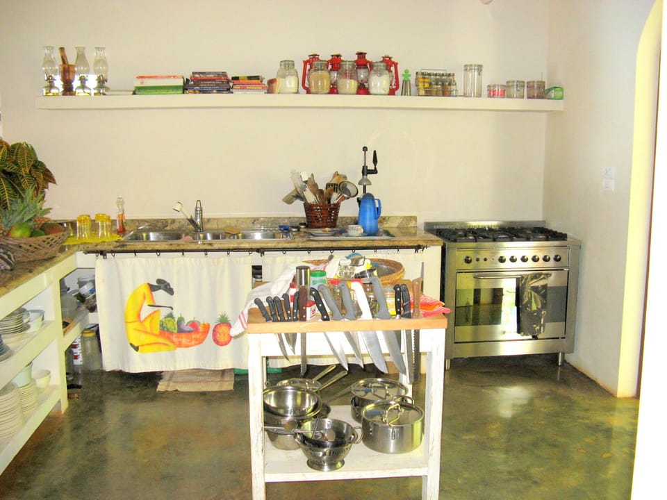 Fully equipped kitchen