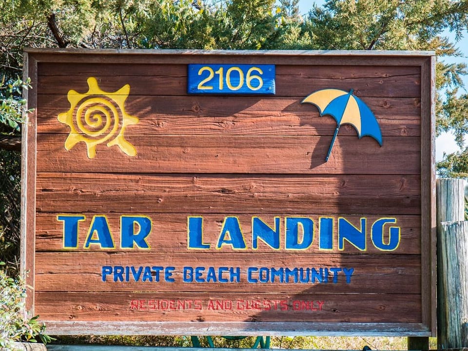Tar Landing Welcomes You!