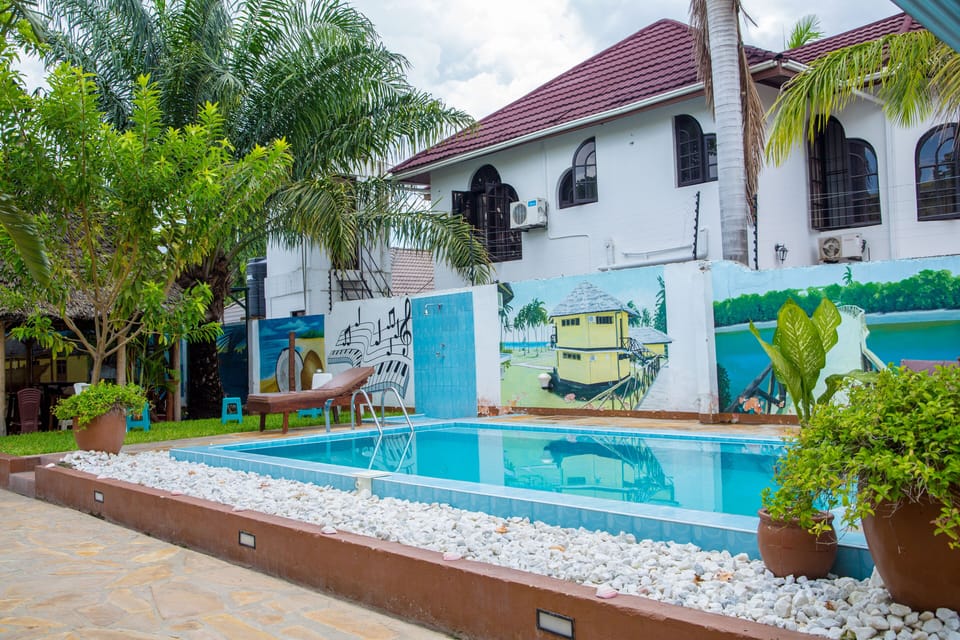 swimming pool