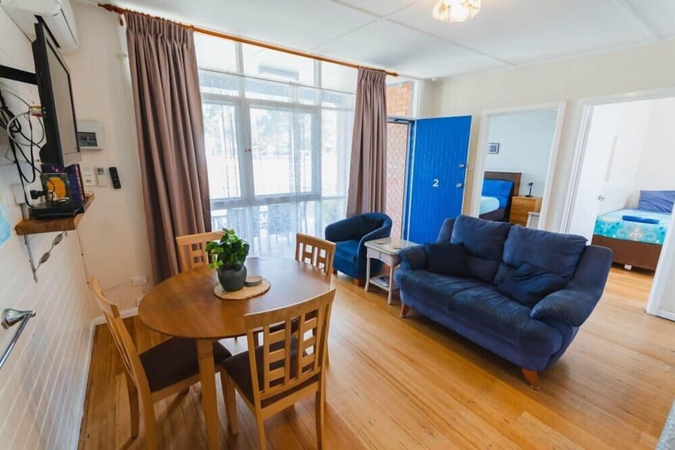 Flat 2