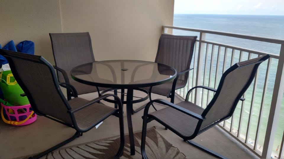 Balcony with Gulf front view