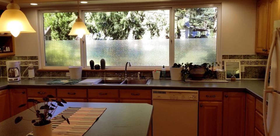 Full Kitchen with Island Prep Area