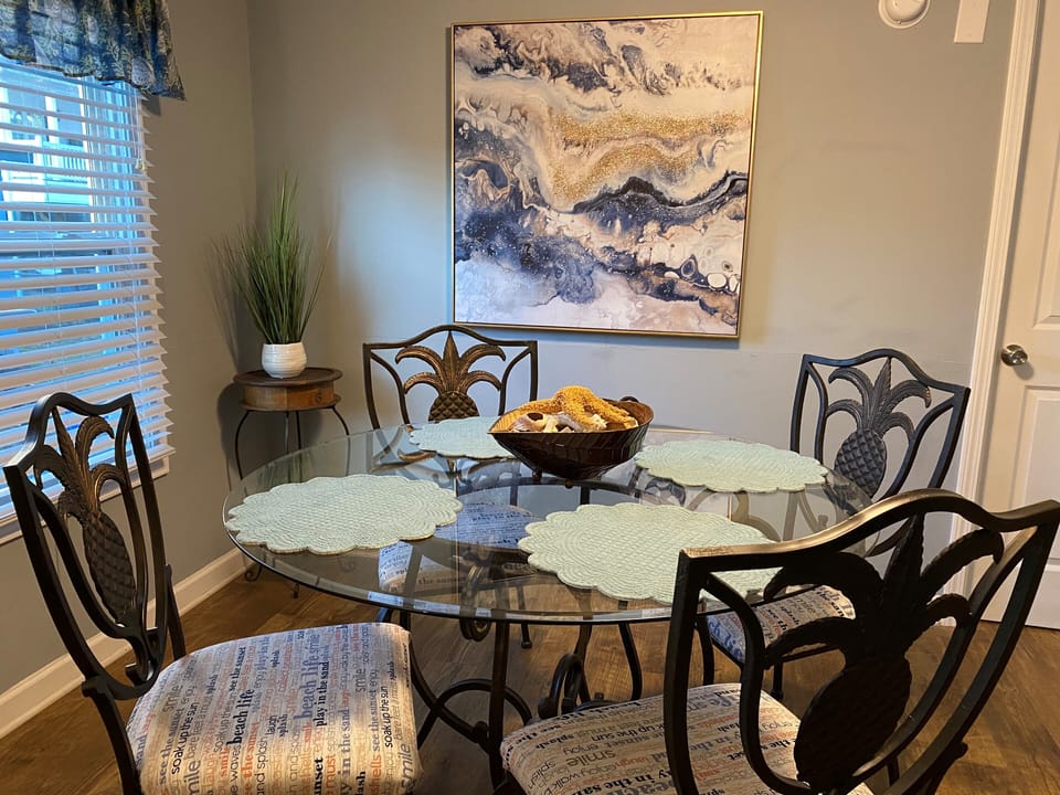 Additional seating off kitchen and main living space
