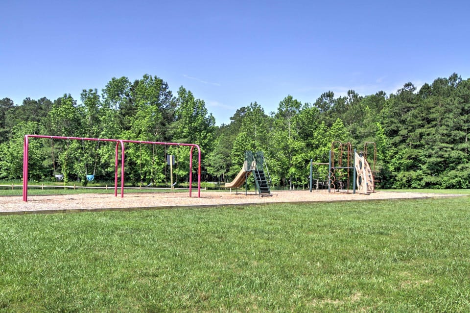 Surroundings | Playground | Pond