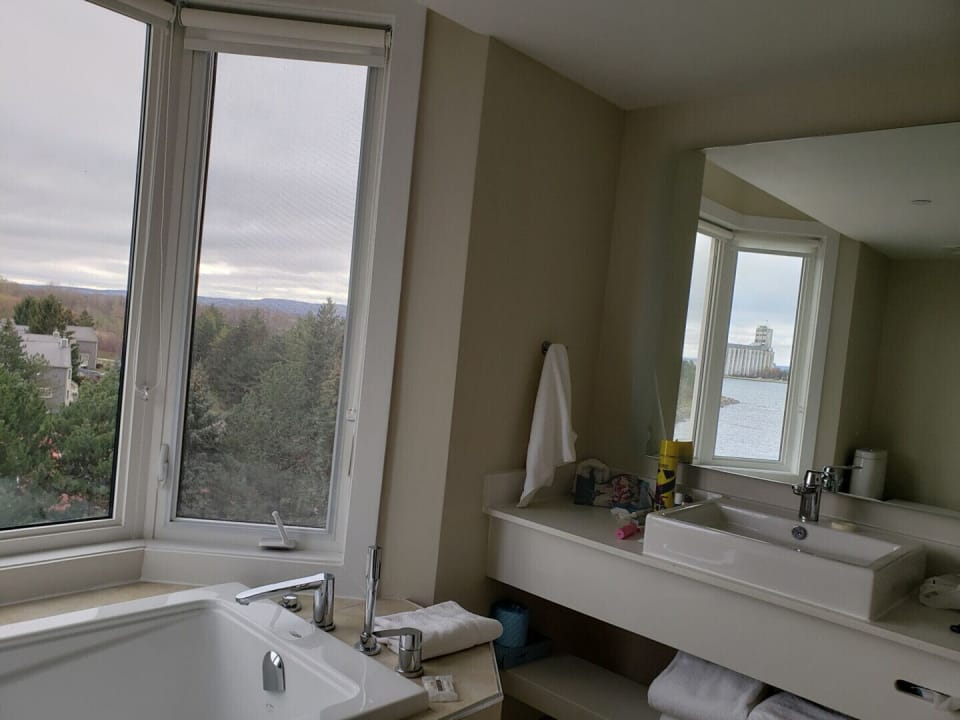 Bathroom Vanity area