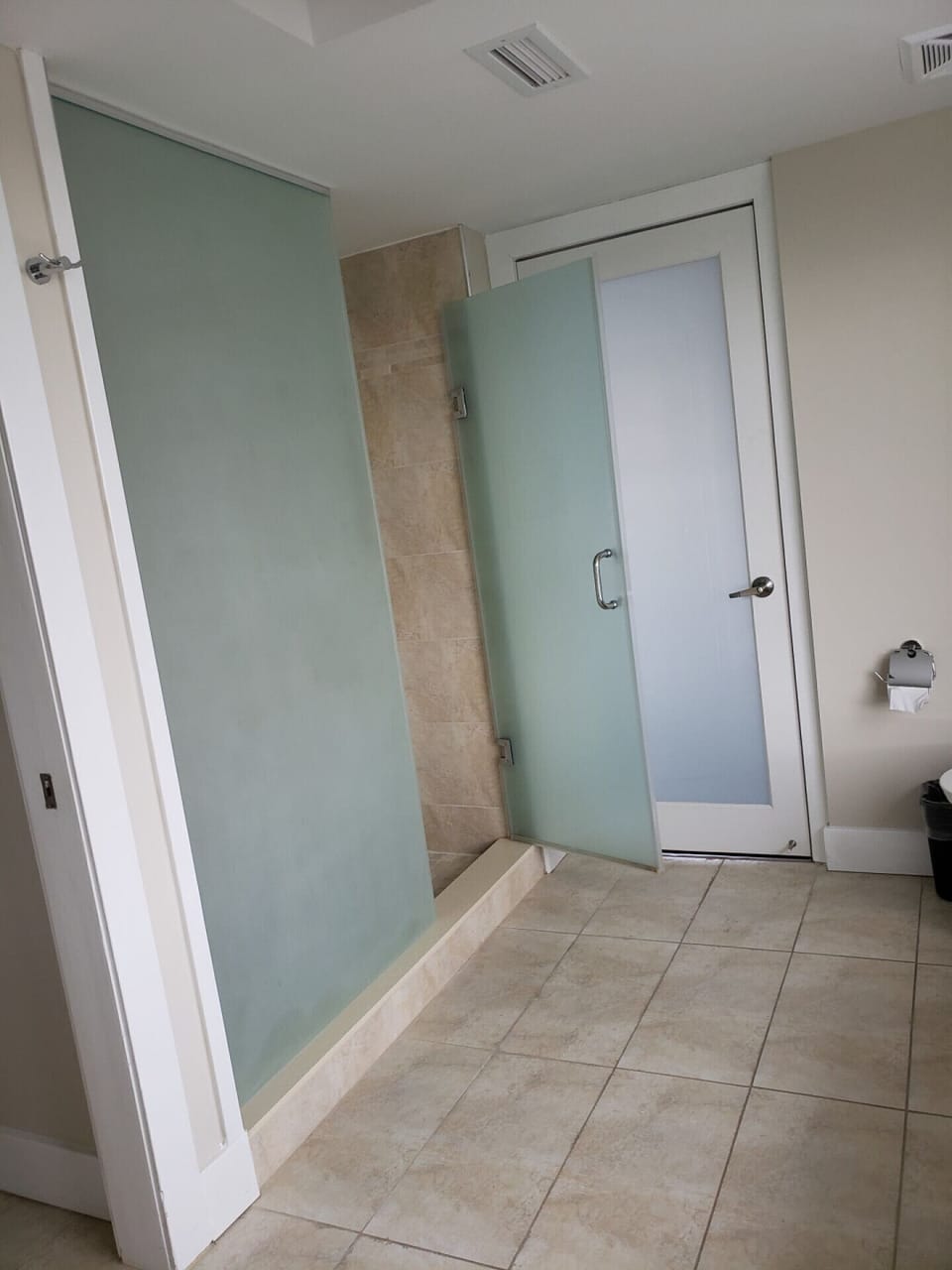 Huge walk-in Shower in Spa Bathroom