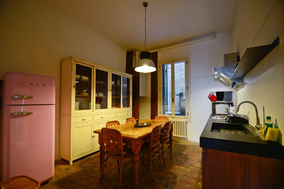 eat in kitchen