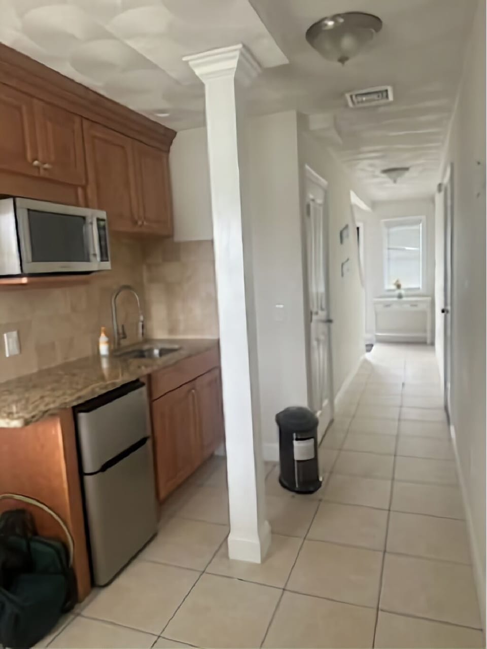 Kitchenette, 1st Floor