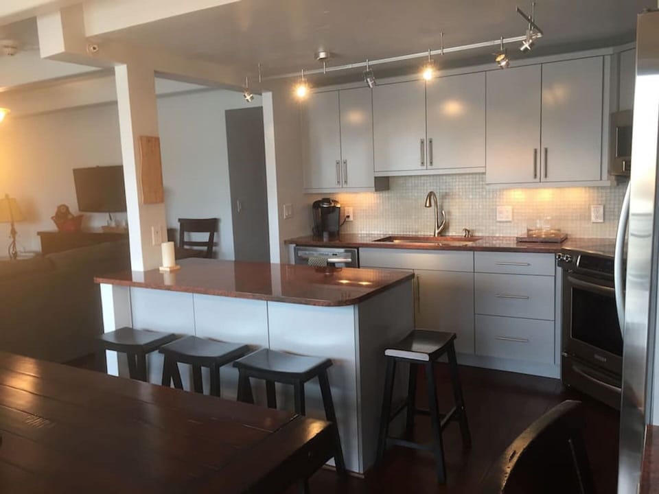 Modern kitchen