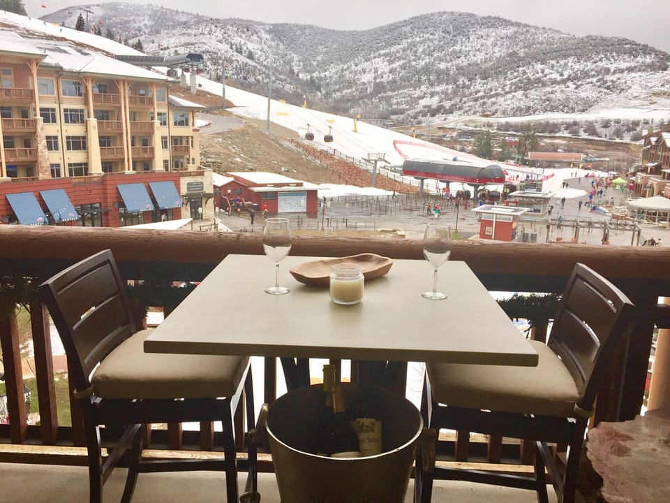 This balcony faces the mts and village were you can watch all resort activities!